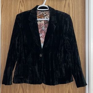 Textured velvet black blazer